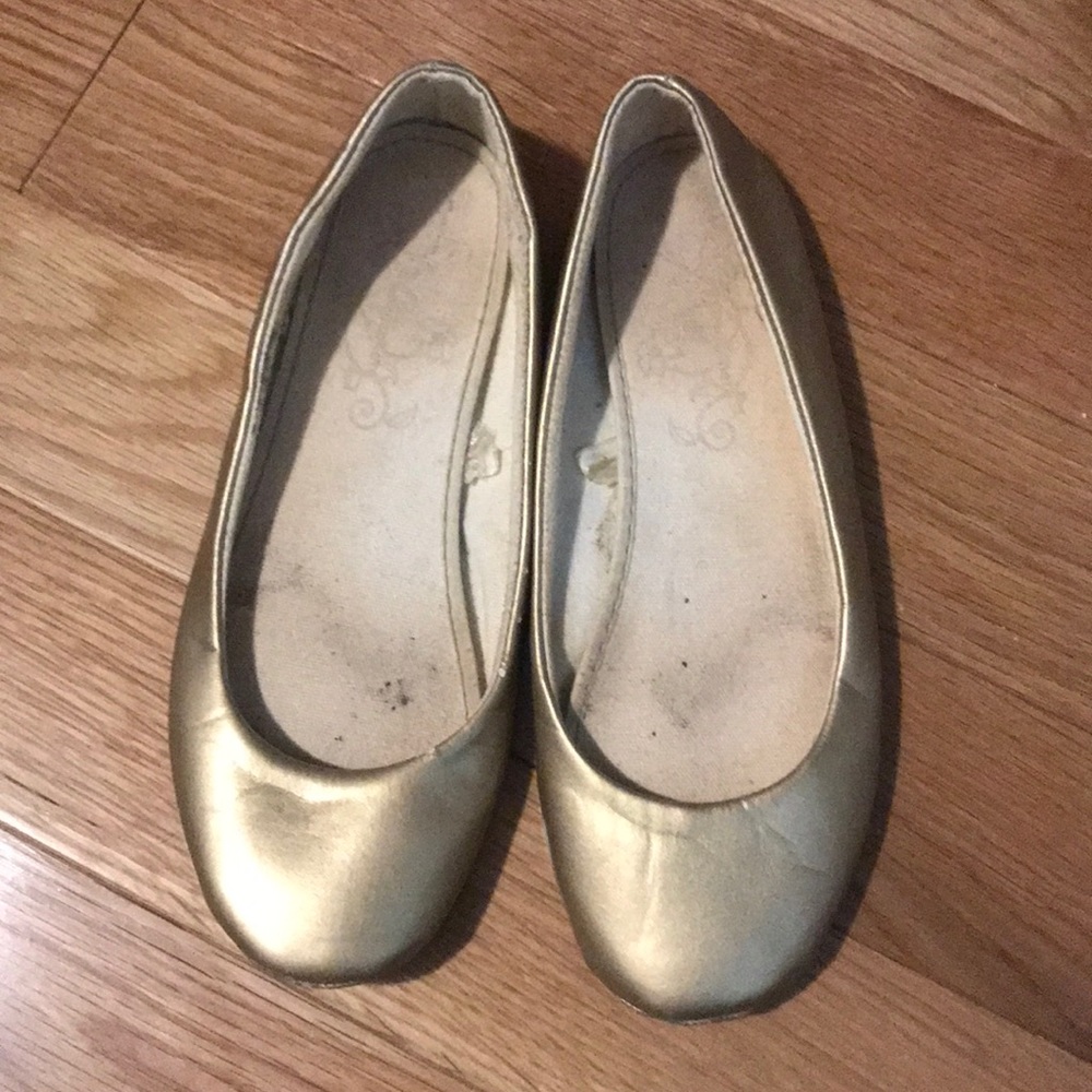 Gold flats